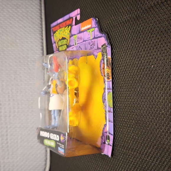 Teenage Mutant Ninja Turtles Mutant Mayhem Mondo Gecko new in box - Picture 3 of 3